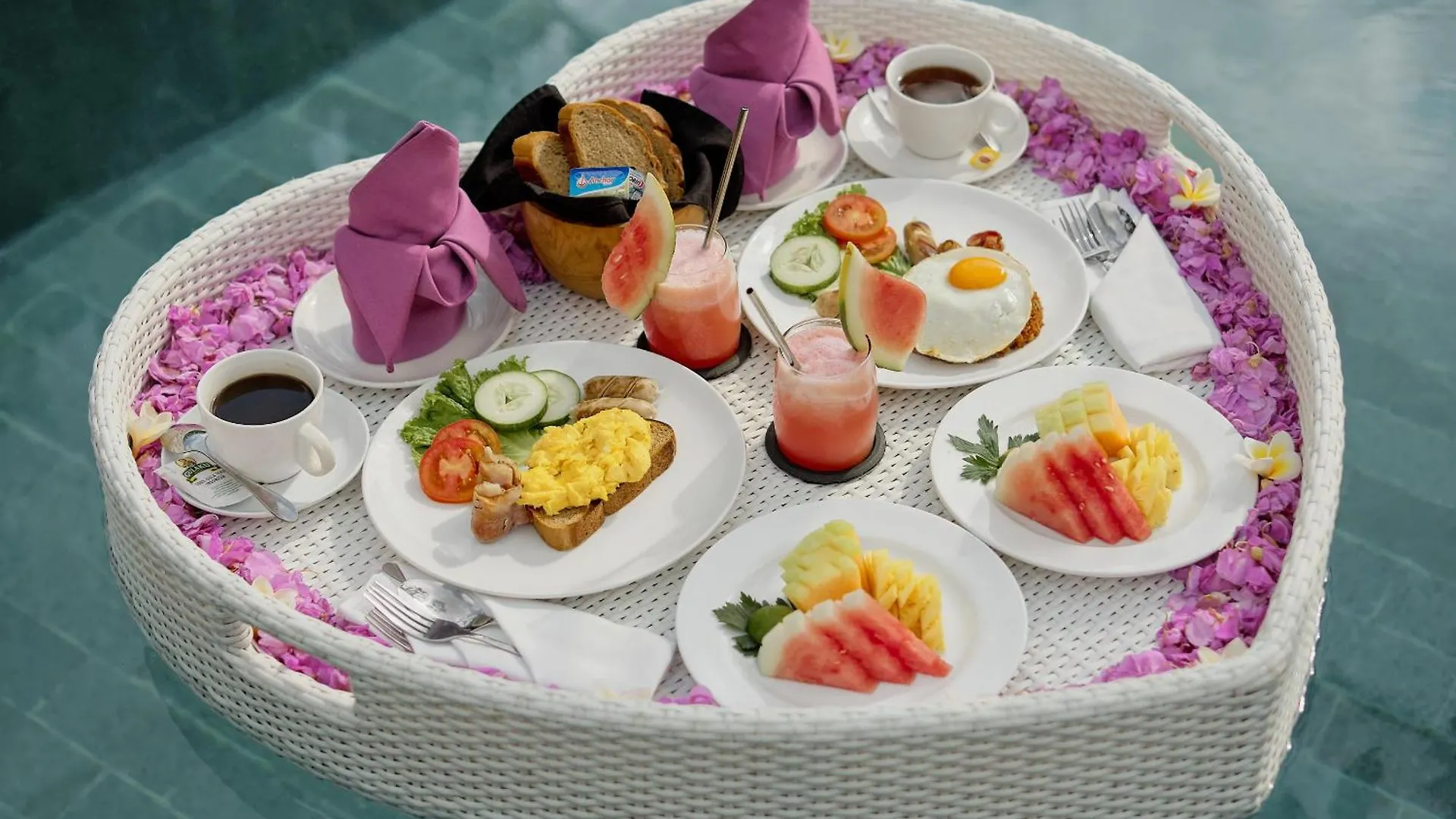 Ratni Ubud Villa 0*,