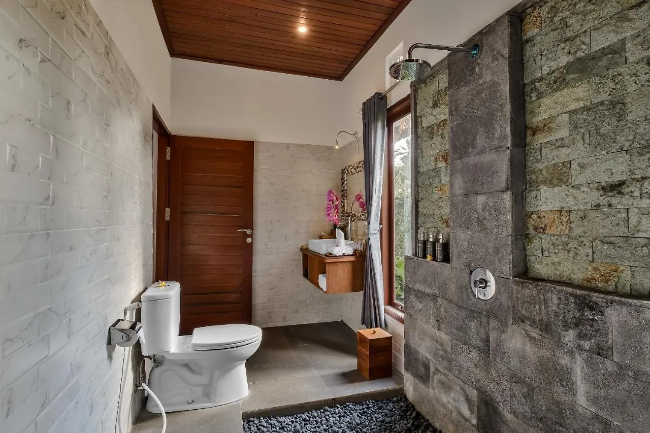 Ratni Ubud Villa